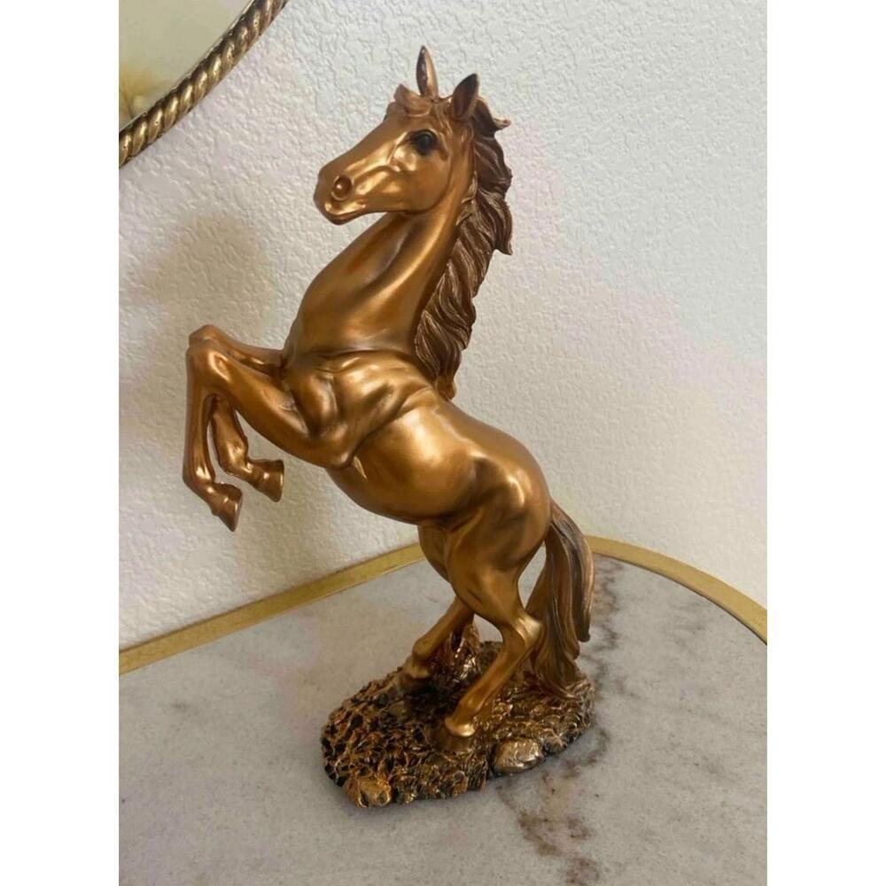 brass decor